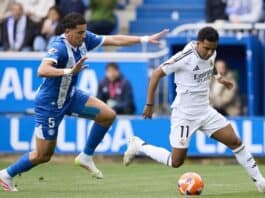 إصابة عبد الكبير عبقار تبعده عن الملاعب لعدة أسابيع إصابة عبقار تبعده عن ألافيس من 4 إلى 6 أسابيع