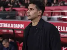 مدرب جيرونا ميشيل ينتقد أداء فريقه بعد الخسارة القاسية أمام برشلونة: «عانينا على أرض الملعب» ميشيل ينتقد جيرونا بعد الخسارة أمام برشلونة: "عانينا كثيراً"