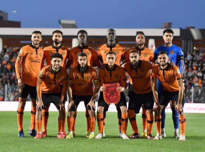 جامعة كرة القدم تهنئ نهضة بركان بالتأهل إلى نهائي كأس الكونفيدرالية الإفريقية