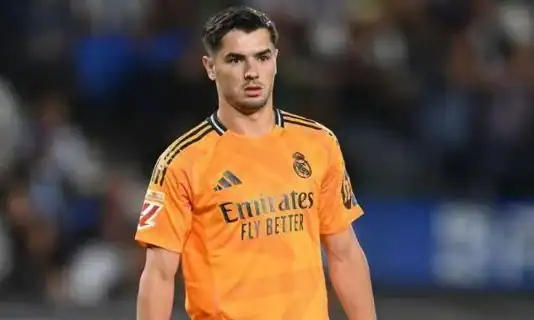ريال مدريد يفاجئ إبراهيم دياز بقرار البيع الصيفي ريال مدريد يدرس بيع إبراهيم دياز خلال الميركاتو الصيفي