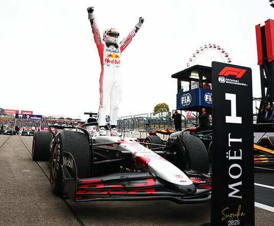 جائزة اليابان الكبرى: فيرستابن يستعيد الهيمنة ويؤكد أنه الأفضل في الفورمولا 1 ماكس فيرستابن يُبدع في جائزة اليابان الكبرى ويستعيد الهيمنة