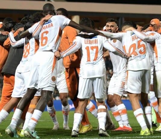 نهضة بركان يلاقي شباب قسنطينة في نصف نهائي كأس الكونفدرالية الإفريقية نهضة بركان يواجه شباب قسنطينة في نصف نهائي كأس الكاف