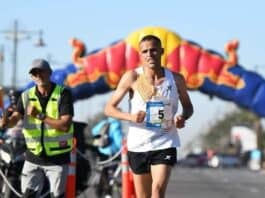 نصف ماراطون الرباط الدولي: عمر أيت شيتاشن يحرز لقب الدورة الثامنة عمر أيت شيتاشن يحرز لقب نصف ماراطون الرباط الدولي