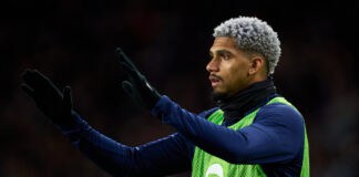 ريال مدريد يستهدف أراوخو: صفقة محتملة تهدد بإشعال أكبر صدمة في تاريخ الكلاسيكو ريال مدريد يطارد أراوخو: هل نشهد خيانة جديدة في الكلاسيكو؟