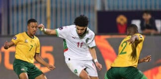 المغرب يخسر نهائي كأس إفريقيا لأقل من 20 سنة أمام جنوب إفريقيا بعد خطأ دفاعي قاتل المغرب يخسر نهائي كأس إفريقيا U20 أمام جنوب إفريقيا بهدف قاتل