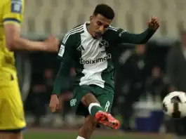 باناثينايكوس يتردد في حسم صفقة عز الدين أوناحي وسط اهتمام أوروبي متزايد مستقبل أوناحي مع باناثينايكوس غامض وسط اهتمام أوروبي