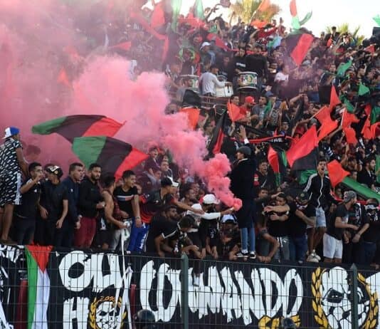 جمهور الجيش ينتفض ويصف برمجة كأس العرش بـ“التلاعب المفضوح” جماهير الجيش تندد بتأجيل كأس العرش وتتهم العصبة بـ"التلاعب"