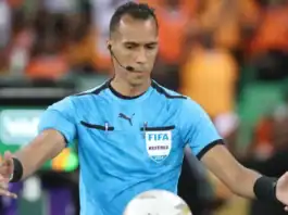 الكاف يعين طاقماً موريتانياً لتحكيم إياب نهائي كأس الكونفدرالية بين نهضة بركان وسيمبا الكاف يعين طاقماً موريتانياً لقيادة إياب نهائي الكونفدرالية بين نهضة بركان وسيمبا