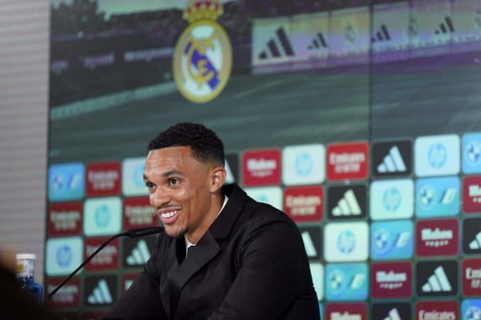أرنولد: الجميع في ريال مدريد يبدأ من الصفر مع تشابي ألونسو

