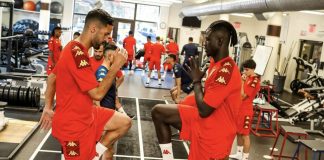 الوداد يخوض أول حصة تدريبية في أمريكا استعدادًا لكأس العالم للأندية الوداد يبدأ استعداداته في أمريكا لمونديال الأندية 2025