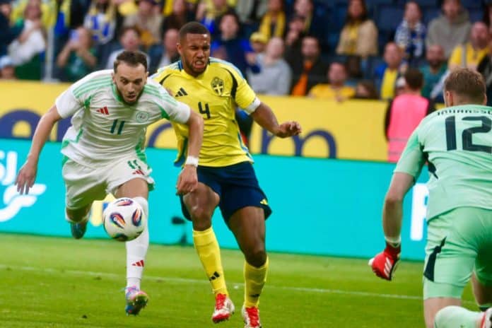 المنتخب الجزائري يسقط ودياً أمام السويد برباعية رغم مشاركة الأساسيين