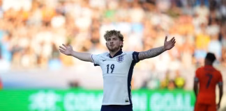 هارفي إليوت يقود إنجلترا للفوز المتأخر على هولندا ويضمن التأهل لنهائي يورو تحت 21 عامًا هارفي إليوت يقود إنجلترا لنهائي يورو تحت 21 عامًا بعد الفوز على هولندا