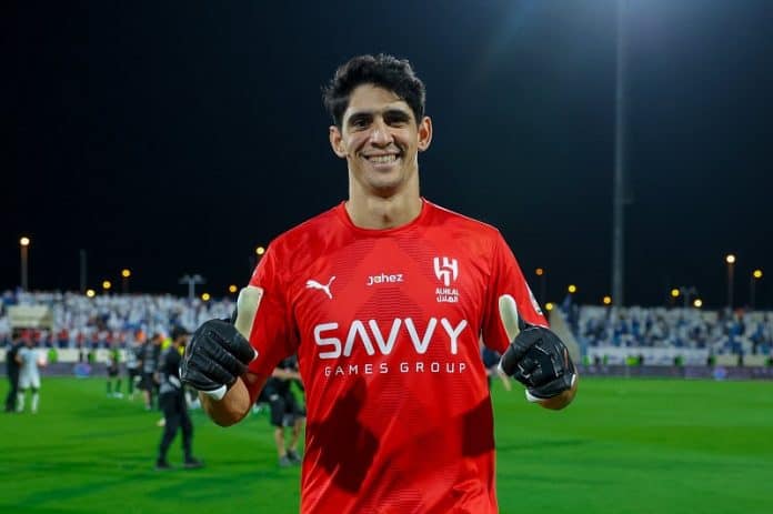 ياسين بونو يتصدر قائمة الهلال لمونديال الأندية 2025