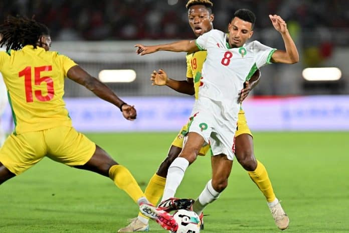عز الدين أوناحي يحصد أعلى تقييم في مباراة المغرب والبنين
