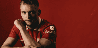 صفقة ليفربول الجديدة فلوريان فيرتس يتألق ضد يوكوهاما ويحصد جائزة غير اعتيادية فلوريان فيرتس أفضل لاعب ضد يوكوهاما وجائزة مالية غير تقليدية