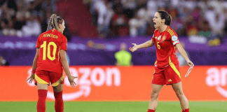 أيتانا بونماتي تقود إسبانيا إلى نهائي يورو 2025 للسيدات بعد فوز درامي على ألمانيا بونماتي تحسم القمة لصالح إسبانيا وتُقصي ألمانيا في يورو 2025