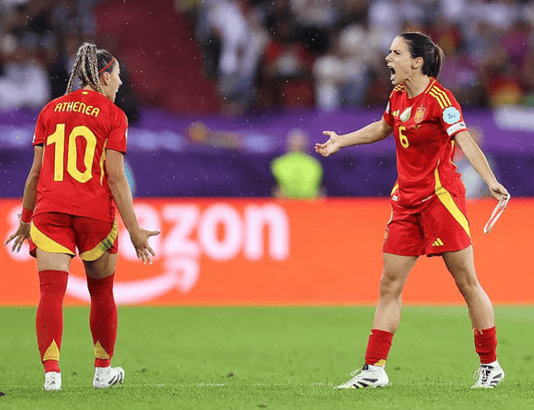 أيتانا بونماتي تقود إسبانيا إلى نهائي يورو 2025 للسيدات بعد فوز درامي على ألمانيا بونماتي تحسم القمة لصالح إسبانيا وتُقصي ألمانيا في يورو 2025