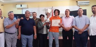الجامعة الملكية المغربية للشطرنج تتألق في إنجاح البطولات الوطنية ببركان وتفرز نخبة من الأبطال لتمثيل المغرب دوليًا الجامعة الملكية المغربية للشطرنج تتوج أبطال المغرب وتستعد لتمثيل دولي مشرف