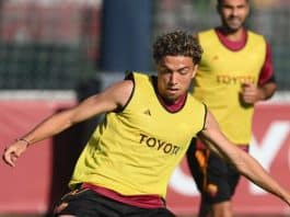 نائل العيناوي يفتتح أهدافه مع روما الإيطالي بتألق ودي نائل العيناوي يسجل أول أهدافه مع روما في ودية ساحقة
