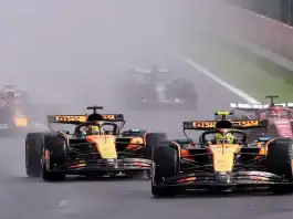 أوسكار بياستري يتألق في سبا: ماكلارين تحتفل بثنائية مذهلة بياستري يتألق في جائزة بلجيكا الكبرى 2025 وماكلارين تحتفل بثنائية