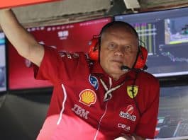 مدير فيراري يشيد بروح شارل ليكلير القتالية في النصف الأول من الموسم فاسور: ليكلير أظهر شخصيته الحقيقية رغم صعوبات فيراري