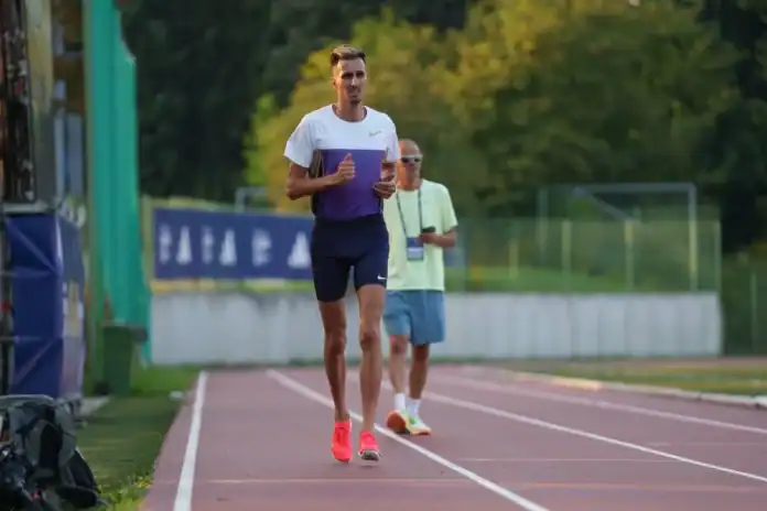 Soufiane El Bakkali يختبر مسافة 1,500 متر في Diamond League استعدادًا لبطولة العالم