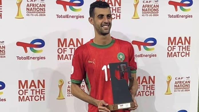 يوسف بلعمري يتألق ويتوج بجائزة أفضل لاعب في مباراة المغرب والسنغال