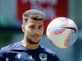 نهضة بركان يضم زين الدين مشاش لتعزيز وسط الميدان لموسمين نهضة بركان يتعاقد مع زين الدين مشاش لتعزيز خط الوسط بعقد لموسمين