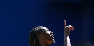 إيبريشي إيزي يقترب من صفقة قياسية مع توتنهام تصل إلى 70 مليون يورو إيبريشي إيزي يقترب من توتنهام في صفقة محتملة تصل إلى 70 مليون يورو