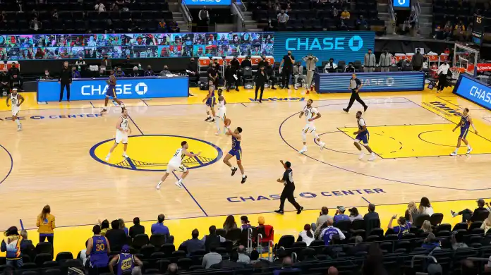 NBA تعتمد قاعدة جديدة للرميات البعيدة ابتداءً من موسم 2025/26