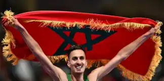 المغرب يشارك بـ30 عداء في بطولة العالم لألعاب القوى بطوكيو 2025 بقيادة سفيان البقالي سفيان البقالي يحتفل بعد فوزه في نهائي سباق 3000 متر حواجز.