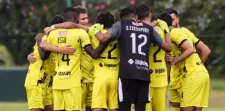 المغرب الفاسي يتلقى ضربة بإصابة هرماش ودجيسان قبل مواجهة الرجاء إصابة هرماش ودجيسان تربك استعدادات المغرب الفاسي قبل لقاء الرجاء