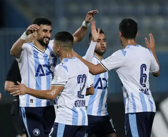 وليد الكرتي يقود بيراميدز لسحق أوكلاند سيتي 3-0 في كأس القارات