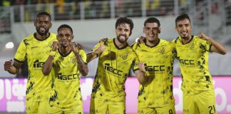 المغرب الفاسي يستهل موسمه بانتصار قوي على نهضة الزمامرة في البطولة الاحترافية المغرب الفاسي يسحق نهضة الزمامرة 2-0 في انطلاقة البطولة الاحترافية