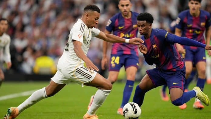 AP25299581845948 ريال مدريد يفوز على برشلونة 2-1 في الكلاسيكو