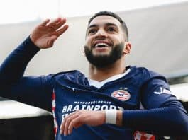 الصيباري يتألق بهاتريك رائع ويقود بي إس في للفوز على فاينورد في الدوري الهولندي الصيباري يسجل هاتريك ويقود بي إس في لفوز على فاينورد