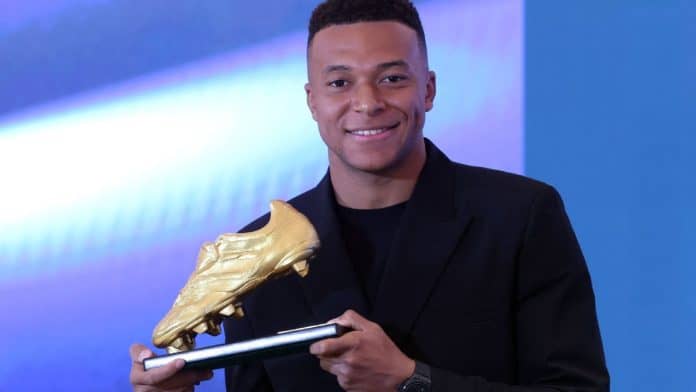 i مبابي يفوز بالحذاء الذهبي: 31 هدفًا مع ريال مدريد