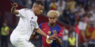 مبابي يدافع عن لامين يامال: «دعوه وشأنه.. إنه موهبة استثنائية» مبابي يدافع عن يامال: "دعوه وشأنه.. موهبة كبيرة"