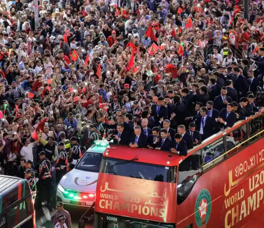 المغرب يحتفل ببطل العالم للشباب في شوارع الرباط احتفال هائل في الرباط بتتويج المنتخب المغربي بطل كأس العالم للشباب