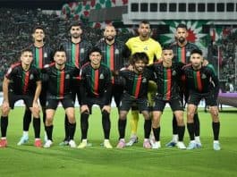 قمة عربية مرتقبة في دوري أبطال إفريقيا: الجيش الملكي يستضيف الأهلي بحثاً عن التعويض قمة الجيش الملكي والأهلي: صراع الصدارة في دوري أبطال إفريقيا