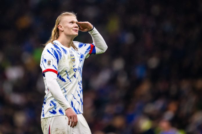 هولاند 16 هدف في 8 مباريات: يعادل ليفاندوفسكي ويقود النرويج لمونديال 2026!