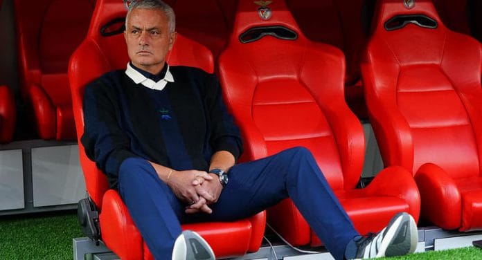 مورينيو: أياكس حاسمة للتأهل في دوري الأبطال