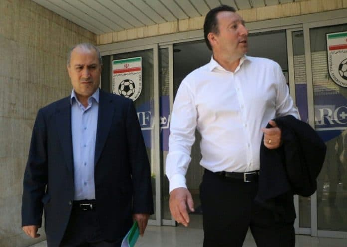 إيران تتخلى عن المشاركة في كأس العالم لكرة القدم 2026 بسبب رفض الولايات المتحدة إصدار تأشيرات
