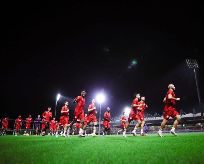 الوداد يصل زنجبار بعد رحلة شاقَّة لمواجهة عزام يونايتد