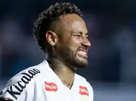 نيمار تعرض لإصابة خطيرة في الركبة… غياب طويل عن الملاعب حتى نهاية عام 2025 نيمار يغيب حتى نهاية عام 2025 بسبب إصابة في الركبة