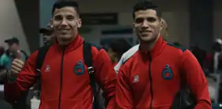 بعثة أولمبيك آسفي تصل باماكو: تحضير لاختبار صعب أمام دجوليبا في كأس الكونفيدرالية L'Olympique de Safi arrive à Bamako