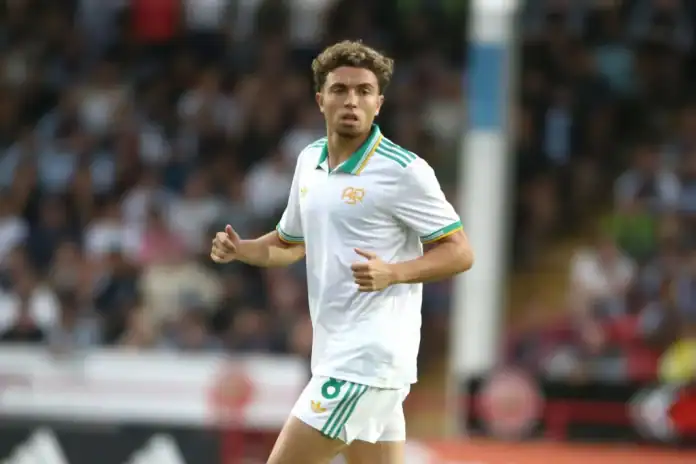 نائل العيناوي يساهم في صدارة روما: أول تمريرة حاسمة في الكالتشيو