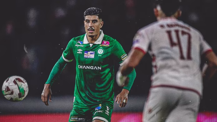 الرجاء يفوز 1-0 على الكوكب في الوقت بدل الضائع: صدارة مشتركة مع المغرب الفاسي