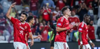 الأهلي يتوج بالسوبر المصري للمرة الخامسة على التوالي: فوز 2-0 على الزمالك في أبوظبي الأهلي 2-0 الزمالك في السوبر المصري: بن شرقي وعطية، خامس لقب متتالي