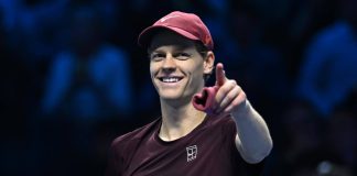 نتائج مثيرة في اليوم الثاني من نهائيات ATP 2025: سينر وفريتز ينطلقان بقوة في تورينو ATP Finals 2025: سينر يسحق أوجيه 7-5 6-1، فريتز 6-3 6-4 موزيتي – نتائج اليوم 2